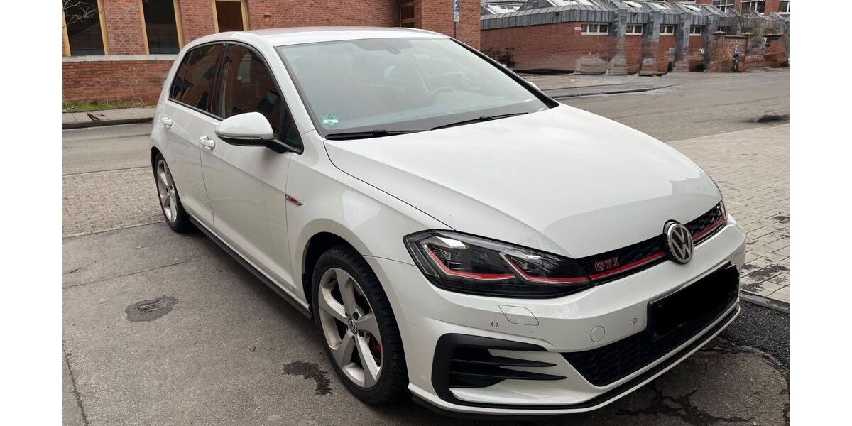 VW Golf 79.000 km 23.500 &euro; Köln 50931