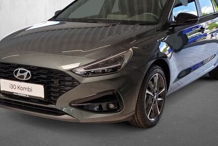 Hyundai i30 15.458 km 21.990 &euro; Düsseldorf 40233