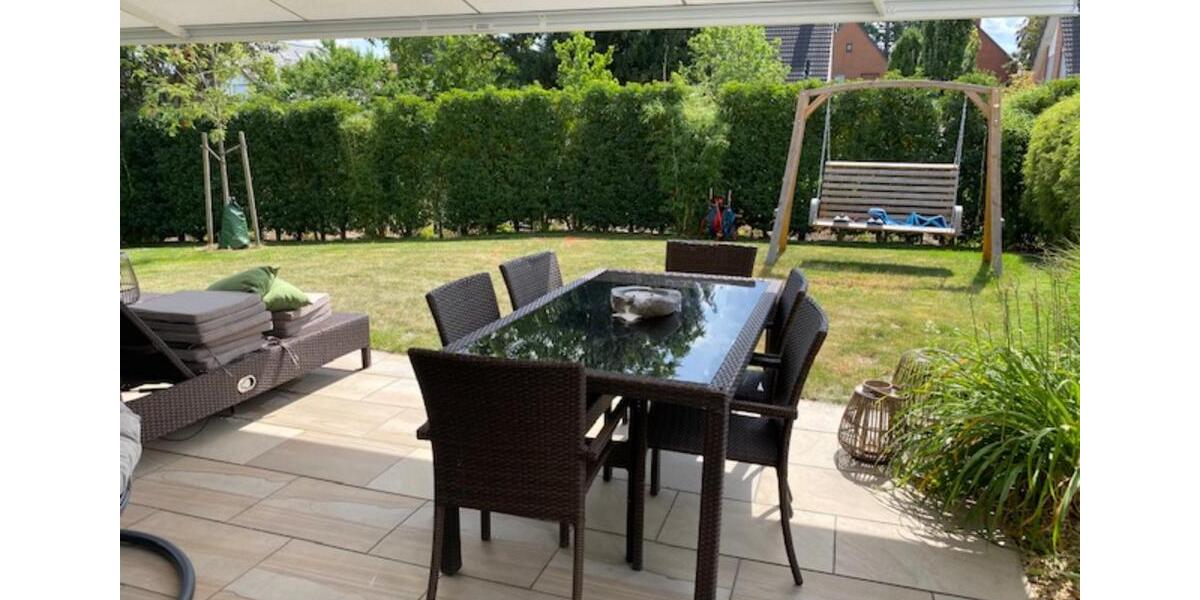 Doppelhaushälfte Düsseldorf Niederkassel - 6 Zimmer, 220 m&sup2;, 5.900&euro; | Angebot:25362583