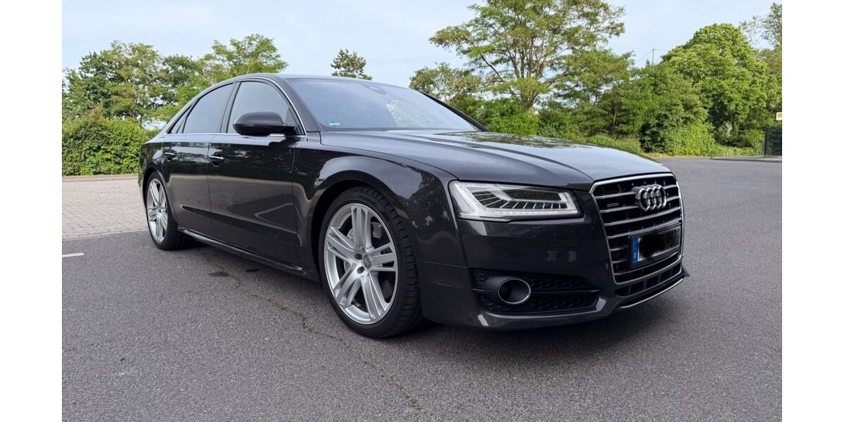 Audi A8 158.000 km 29.999 &euro; Troisdorf 53842