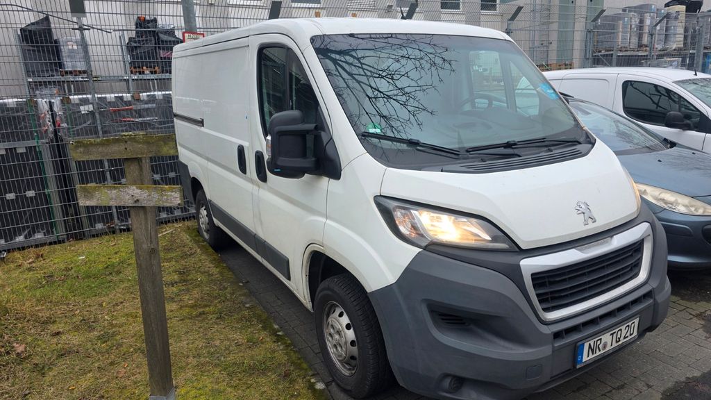 Peugeot Boxer 270.505 km 5.900 &euro; Troisdorf 53842