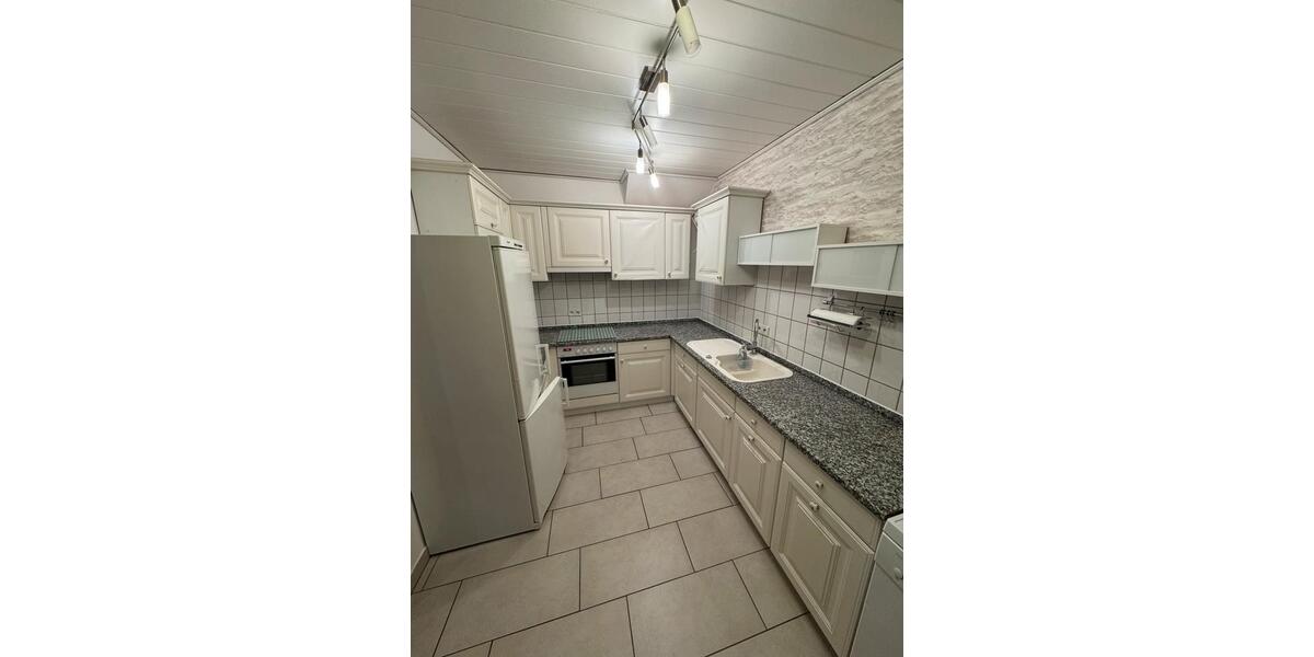 2-Zimmer-Wohnung mit Balkon & Stellplatz in Bergheim Zieverich 2 zimmer