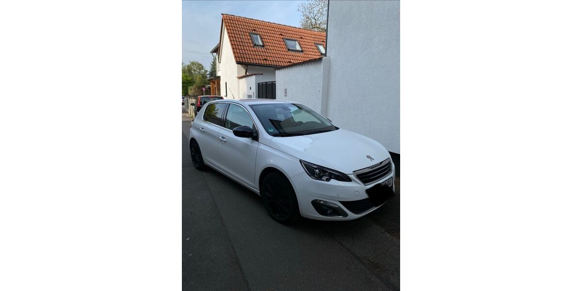 Peugeot 308 93.000 km 8.800 &euro; Köln 50859