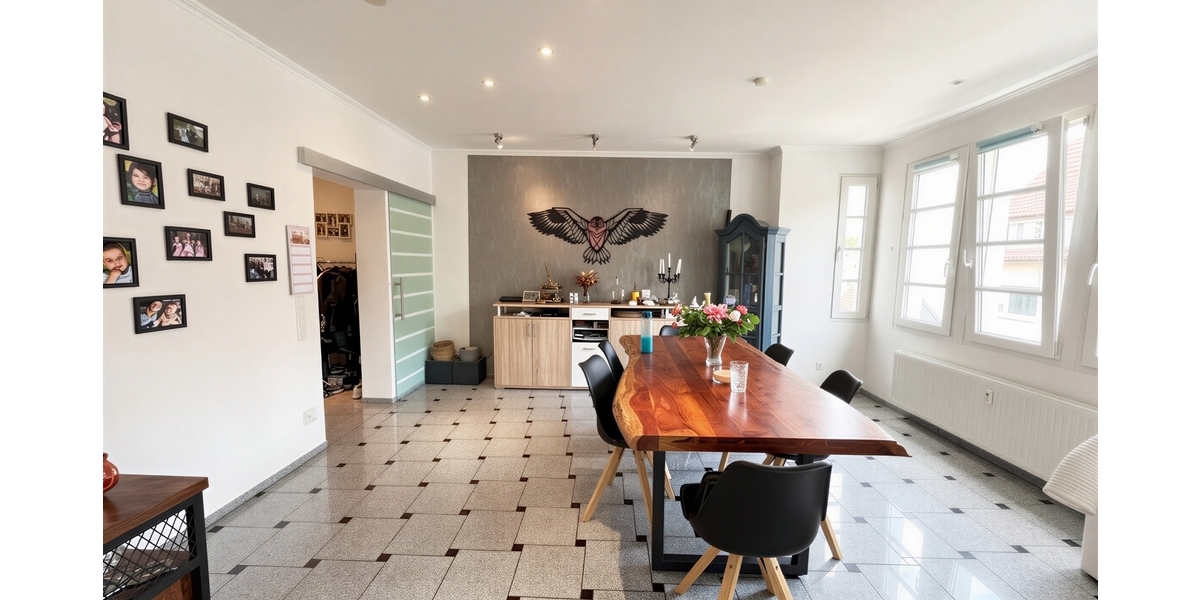 Altbaucharme auf ca. 102 m² – stilvolle 3-Zimmer-Wohnung in Solingen-Wald - Etagenwohnung Solingen Wald | Angebot:27055297