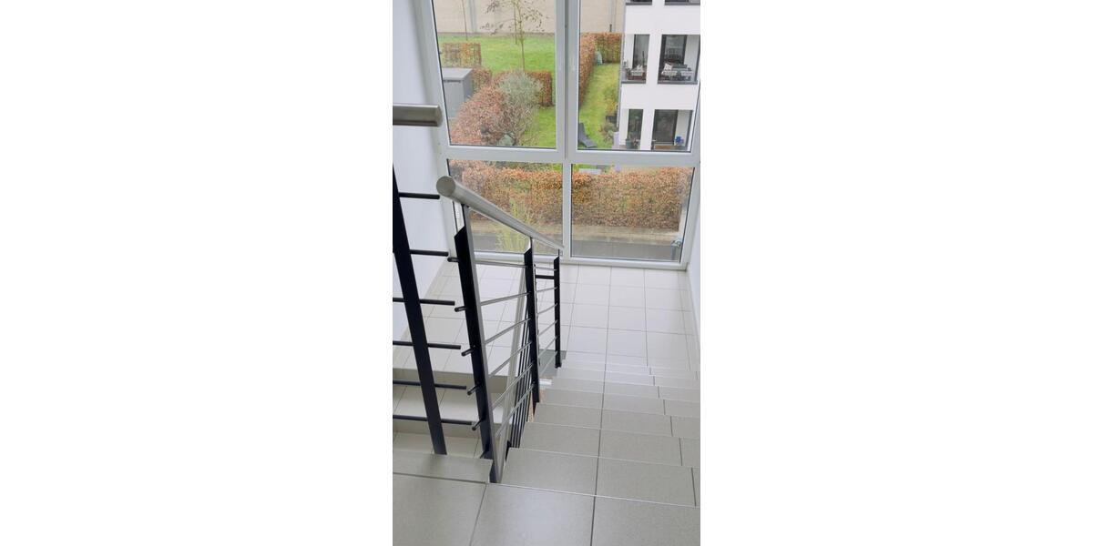 Luxus-Penthouse in Köln-Marienburg – stilvoll möbliert & bezugsbe 2 zimmer