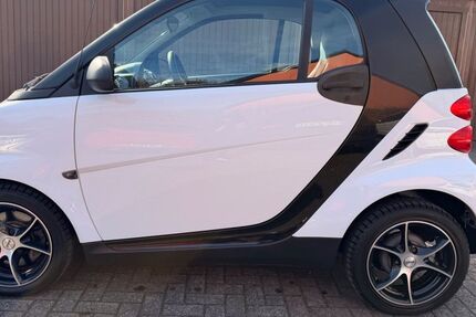 Smart ForTwo 98.500 km 4.800 &euro; Köln 50765