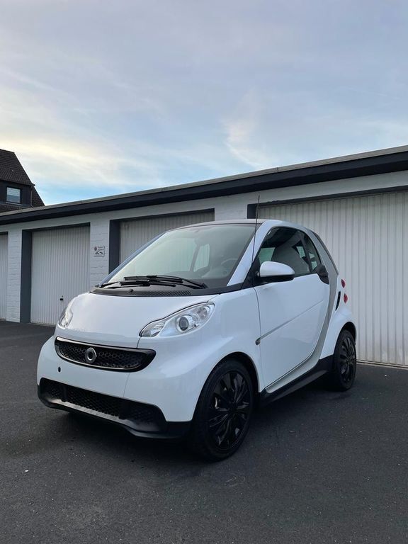 Smart ForTwo 72.000 km 5.500 € Leverkusen 51379