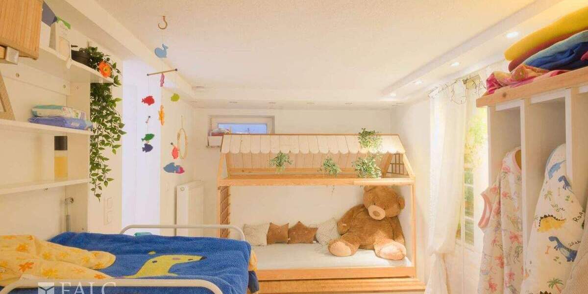 Bungalow Wermelskirchen - 4 Zimmer, 118 m&sup2;, 395.000&euro; | Angebot:25278730