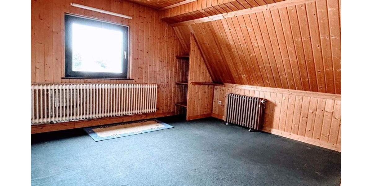 Wohnen mit Raum zur Entfaltung - Reiheneckhaus mit großem Grundstück 4 zimmer