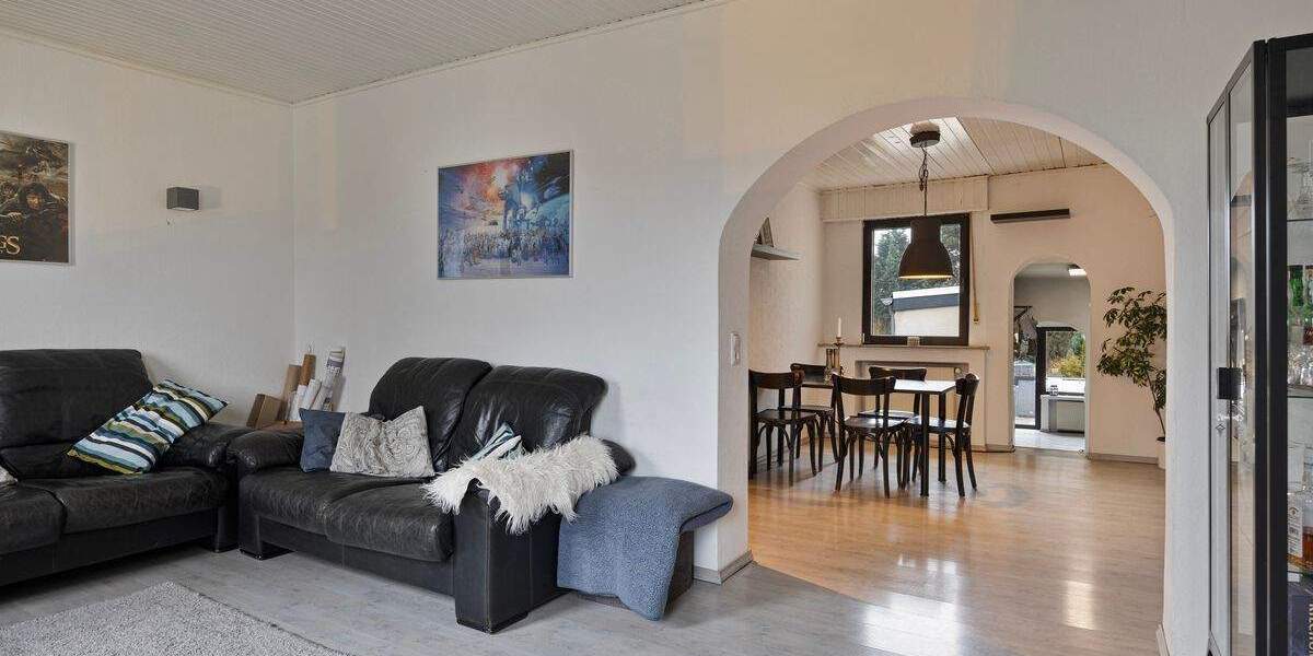 Ein -oder Zweifamilienhaus in Top-Lage von Hürth-Efferen 5 zimmer