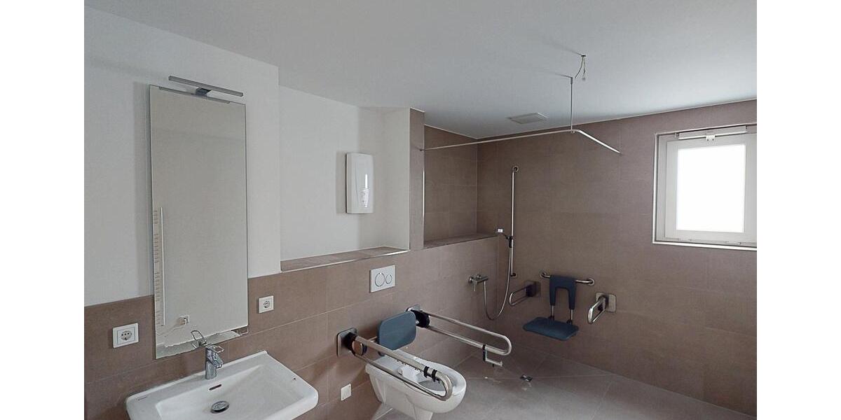 Dachgeschoßwohnung Düsseldorf Stadtbezirk 3 - 2 Zimmer, 75 m&sup2;, 1.480&euro; | Angebot:25614439