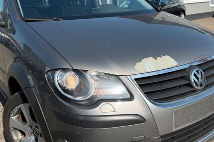 VW Touran 196.429 km 2.790 &euro; Brühl bei Köln 50321