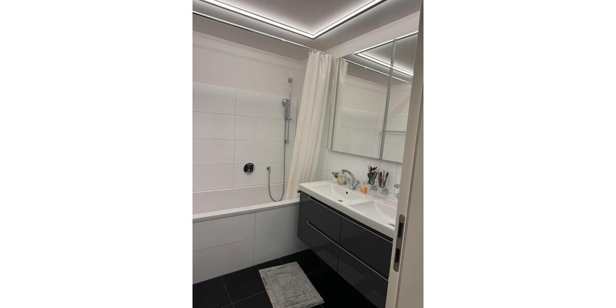 Möblierte Wohnung in Oberkassel mit Rheinblick zu vermieten 2 zimmer