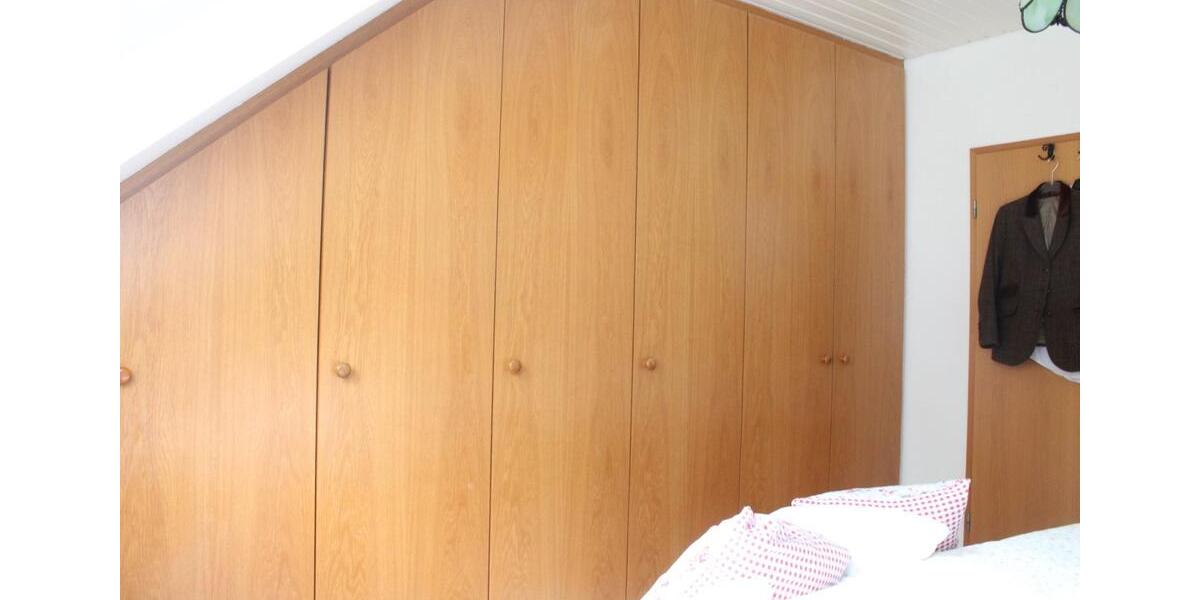 GRUITEN-DORF + + + 4,5 Zimmer Komfort- Wohnung mit Kamin 4.5 zimmer