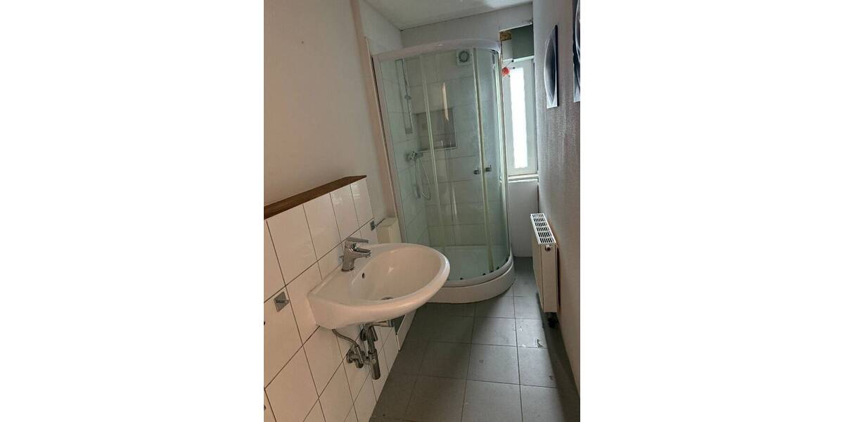 geräumiges Mehrfamilienhaus mit großem Garten für Ihre neuen Mieter! 8 zimmer