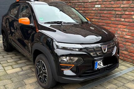 Dacia Spring 37.000 km 10.900 &euro; Neuss 41470