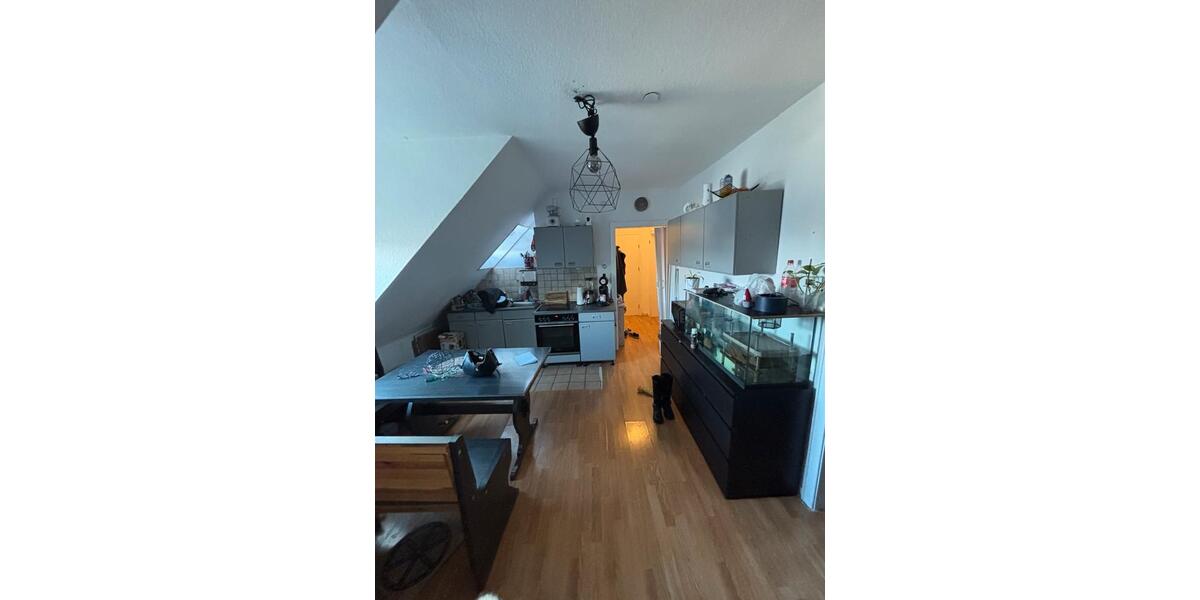 Dachgeschoßwohnung Solingen Wald - 2 Zimmer, 55 m&sup2;, 465&euro; | Angebot:25448263