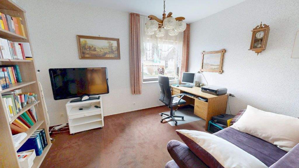 Etagenwohnung Erftstadt Lechenich - 4 Zimmer, 104 m&sup2;, 299.000&euro; | Angebot:25536210