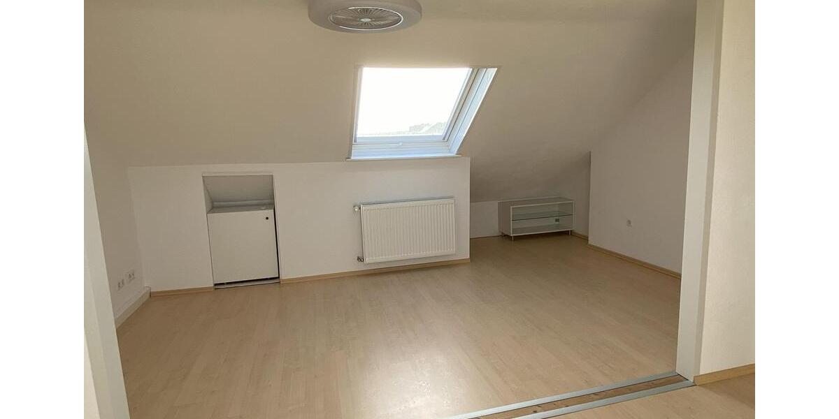 Erdgeschoßwohnung Hückeswagen - 5 Zimmer, 95 m&sup2;, 1.195&euro; | Angebot:25433183