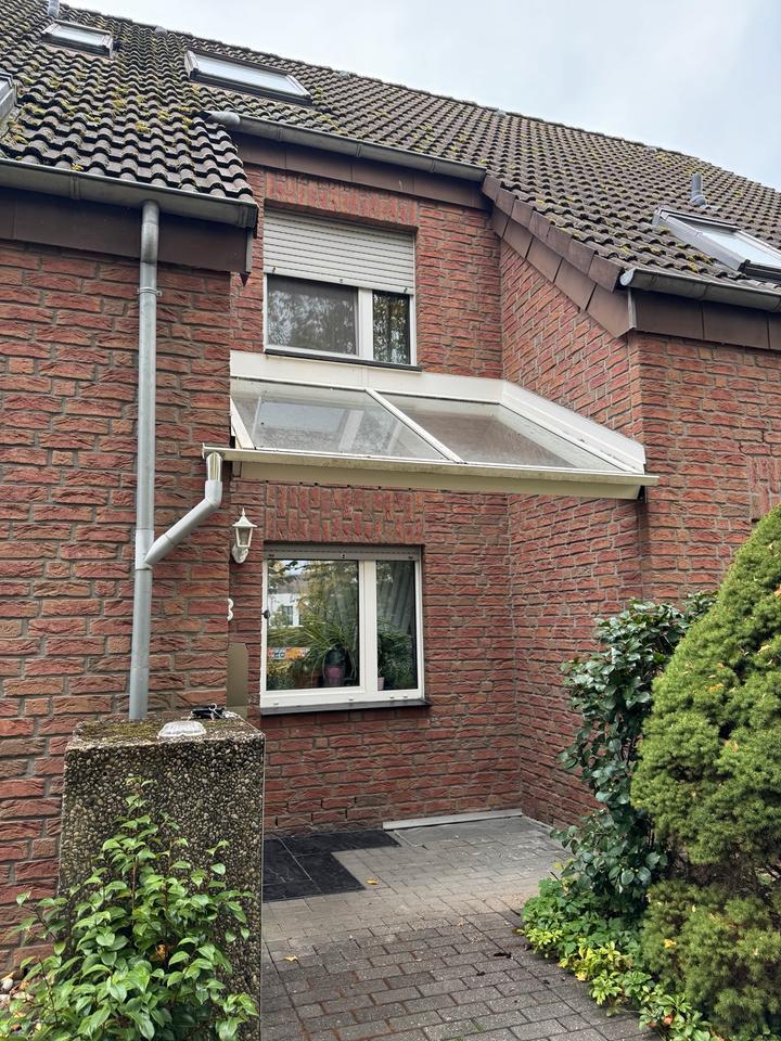 Familienfreundliches Reihenmittelhaus mit Garten und Garage zimmer