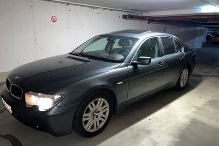 BMW 735