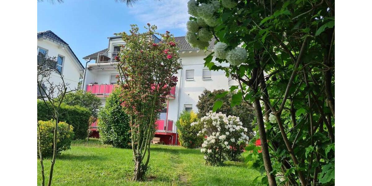 Dachgeschoßwohnung Troisdorf Altenrath - 2.5 Zimmer, 72 m&sup2;, 1.550&euro; | Angebot:24575921