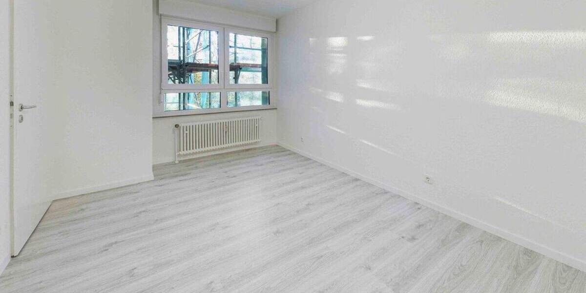 Wie neu: Stilvolle 3-Zimmer-Wohnung nach Vollsanierung 3 zimmer