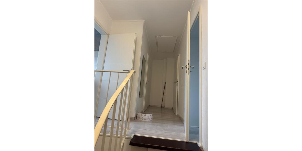 Reihenhaus Niederkassel - 4 Zimmer, 95 m&sup2;, 450.000&euro; | Angebot:26856036