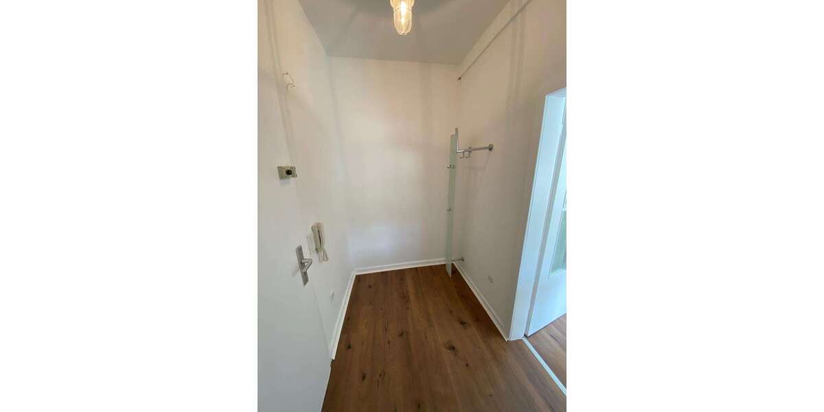 D-Zoo, möbl. 2 Zi. ETW, ruhig und Zentral in Einkaufsstraße , ca. 40qm Wfl., 8qm Keller - Appartement Düsseldorf Stadtbezirk 2 | Angebot:26844882