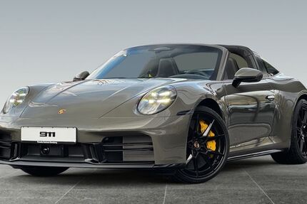 Porsche 992 4.900 km 227.900 &euro; Bergisch Gladbach 51429