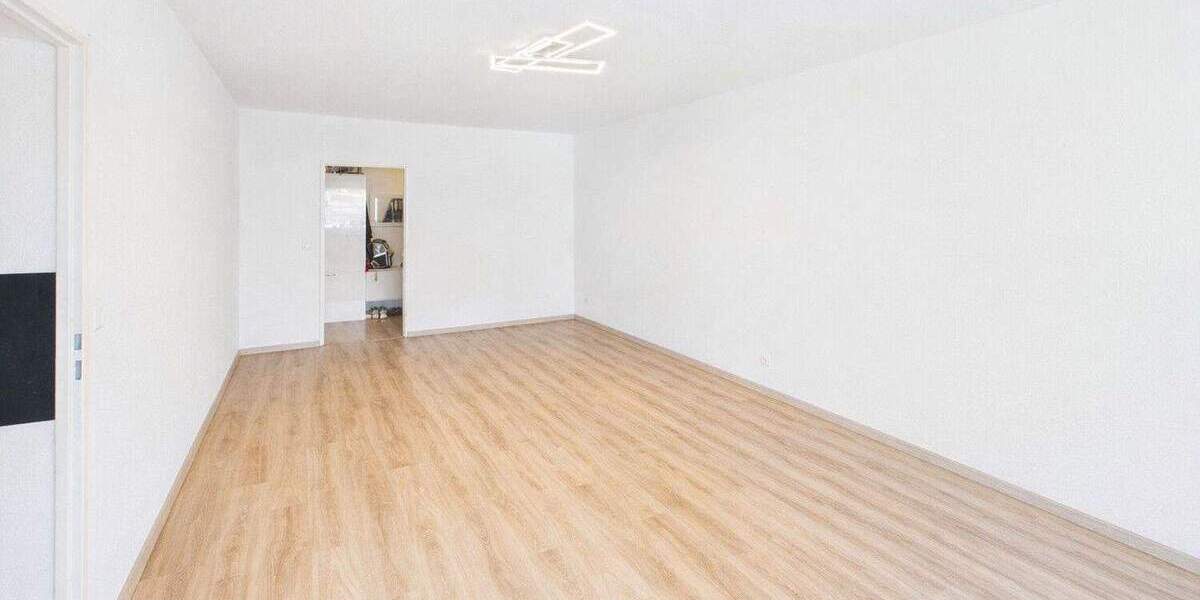 Etagenwohnung Bergheim - 4 Zimmer, 91 m&sup2;, 185.000&euro; | Angebot:25524564