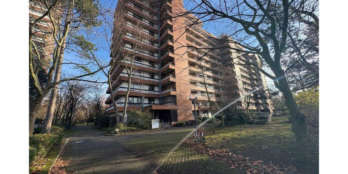 Nur noch einziehen! Modernisierte 4-Zimmer mit 2 Balkonen, neues Bad mit Wanne, Gäste-Bad mit Dusche 4 zimmer