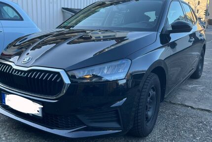 Skoda Fabia 72.000 km 12.950 &euro; Köln 50678