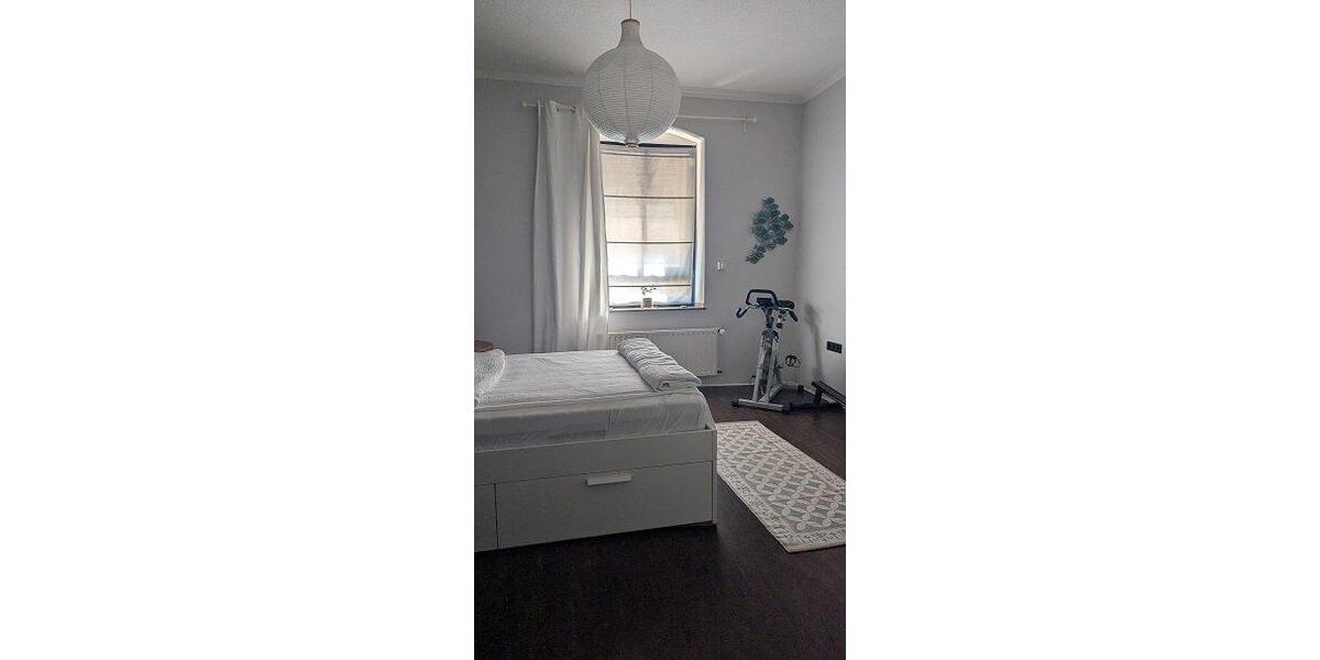 Reihenhaus Neuss - 5.5 Zimmer, 144 m&sup2;, 425.000&euro; | Angebot:27426375