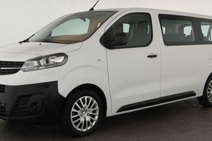 Opel Vivaro 51.700 km 24.884 &euro; Düsseldorf 40233