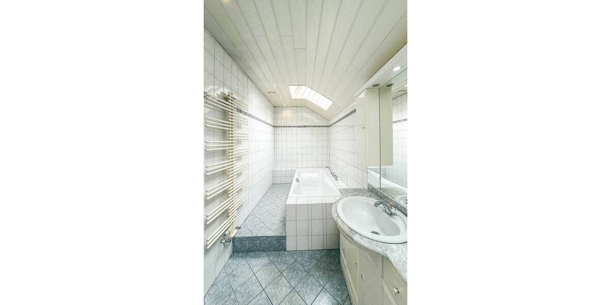 Einfamilienhaus Lohmar Agger - 5 Zimmer, 188 m&sup2;, 450.000&euro; | Angebot:25971891