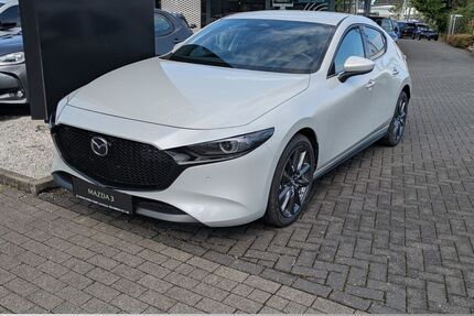 Mazda 3 4.178 km 25.888 &euro; Monheim 40789