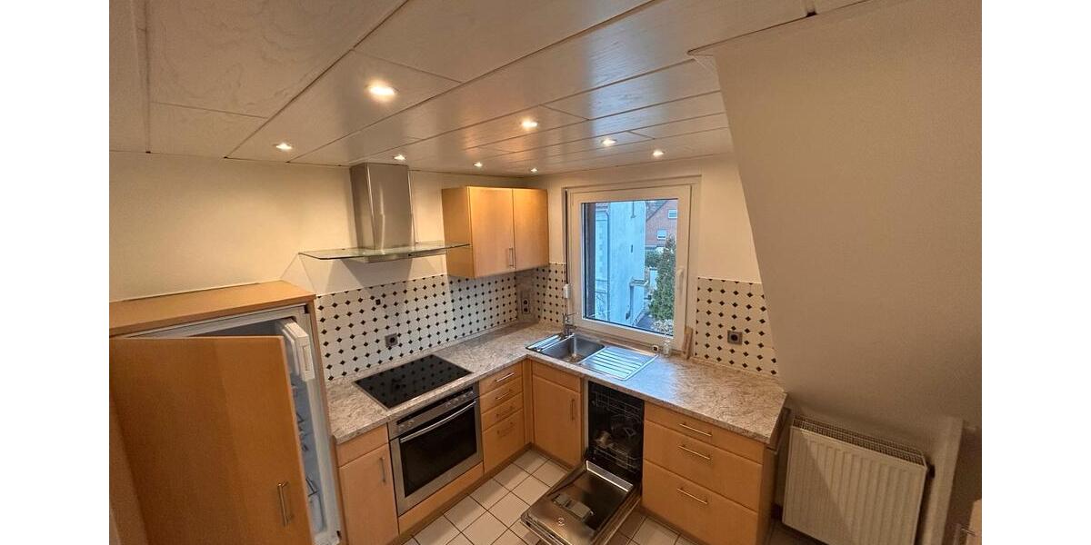 Dachgeschoßwohnung Leverkusen Bürrig - 1 Zimmer, 31 m&sup2;, 430&euro; | Angebot:25364983