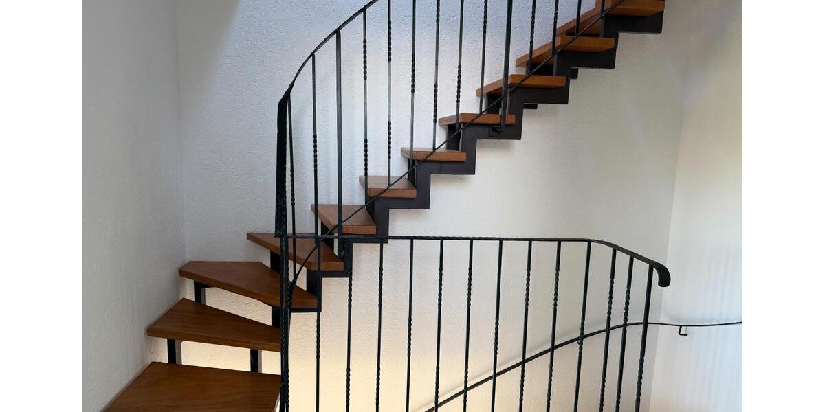 Doppelhaushälfte Bergisch Gladbach Paffrath - 5 Zimmer, 195 m&sup2;, 2.400&euro; | Angebot:26322264