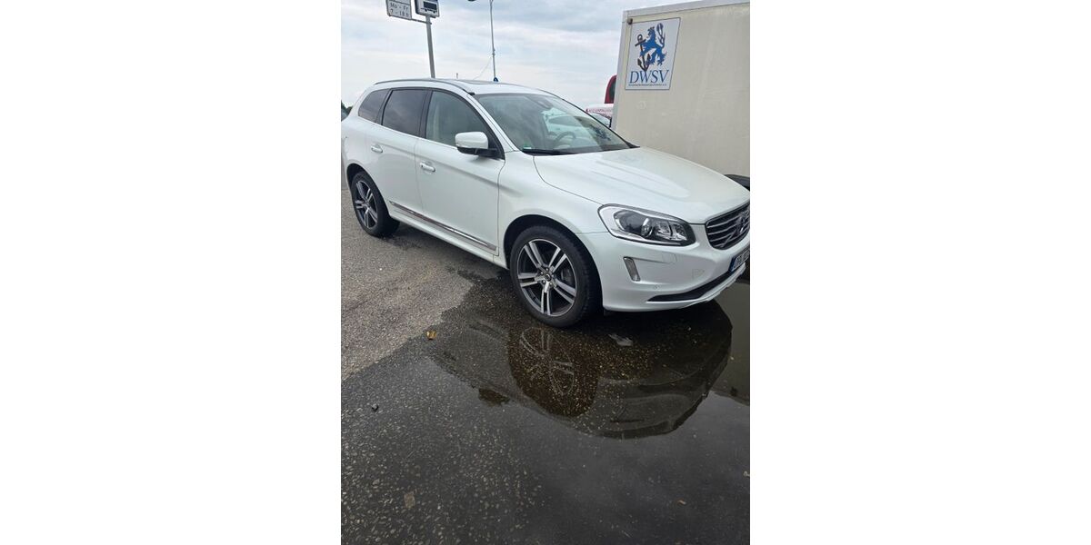 Volvo XC60 84.000 km 24.850 &euro; Leverkusen 51381