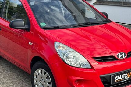 Hyundai i20 194.000 km 2.799 € Troisdorf 53842
