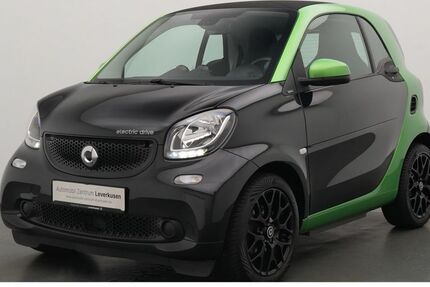 Smart ForTwo 49.979 km 9.380 &euro; Leverkusen 51379