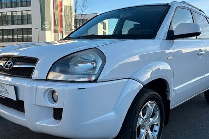 Hyundai TUCSON 198.000 km 2.990 &euro; Köln (Ostheim) 51107