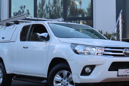 Toyota Hilux 189.480 km 20.900 &euro; Neuss 41469
