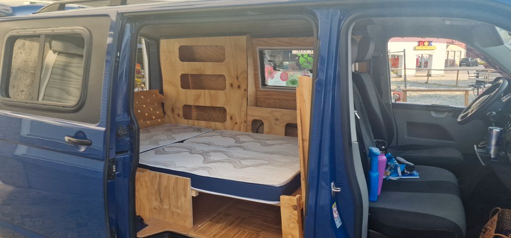 VW T5 Transporter 200.000 km 14.500 &euro; Rommerskirchen 41569