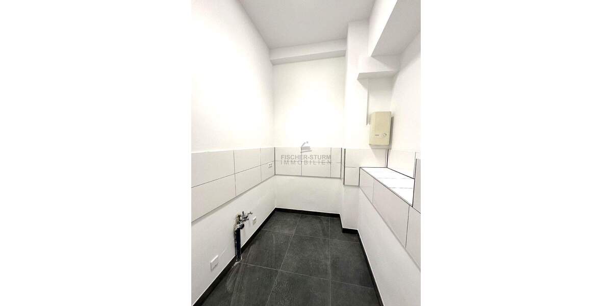 Düsseldorf-Oberbilk: Frisch sanierte Halle mit Büro + Lager! zimmer