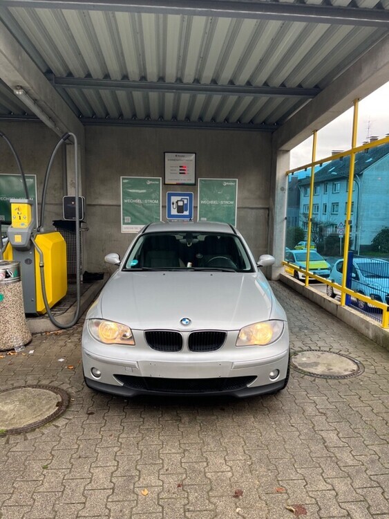 BMW 1er 193.000 km 3.299 € Wuppertal 42275