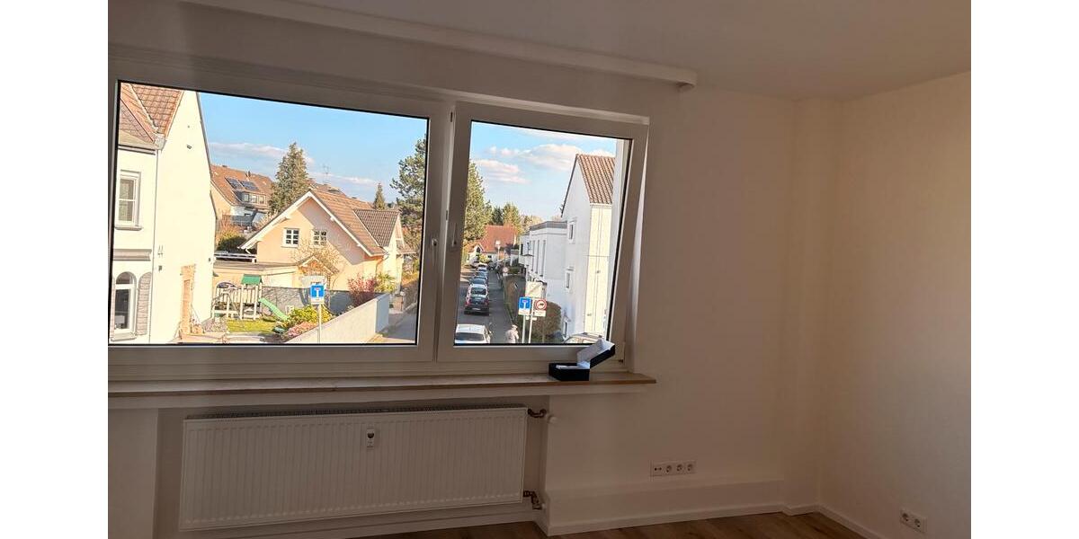 Etagenwohnung Leverkusen Schlebusch - 2 Zimmer, 65 m&sup2;, 950&euro; | Angebot:26320456