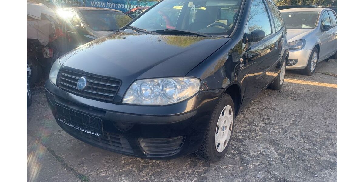 Fiat Punto 163.874 km 2.795 &euro; Köln 51107