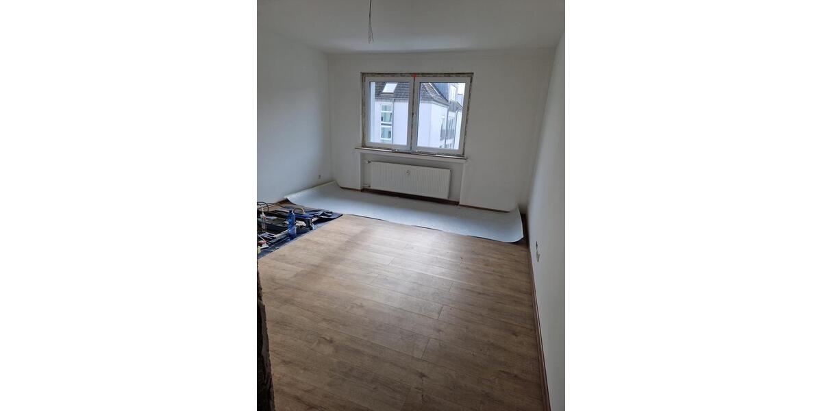 Etagenwohnung Solingen Wald - 1 Zimmer, 50 m&sup2;, 900&euro; | Angebot:25551548